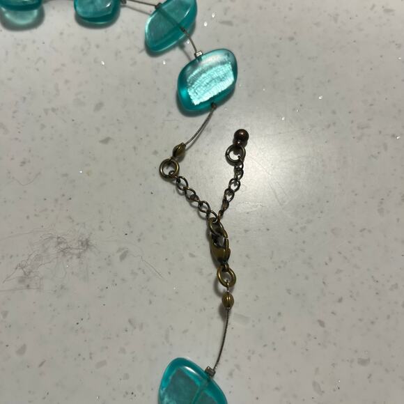 Blue beaded necklace - Picture 2 of 2